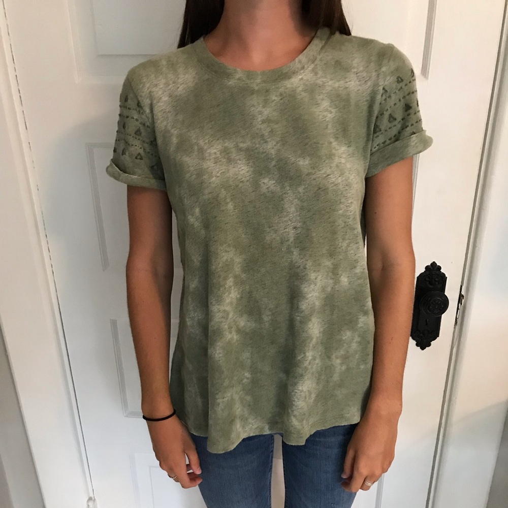 Anthropologie Akemi + Kin green tie dye top